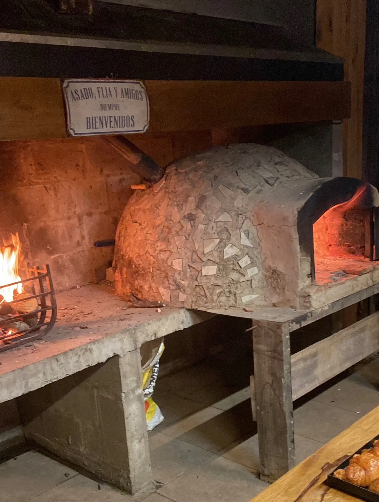 Cocina completa de la cabaña